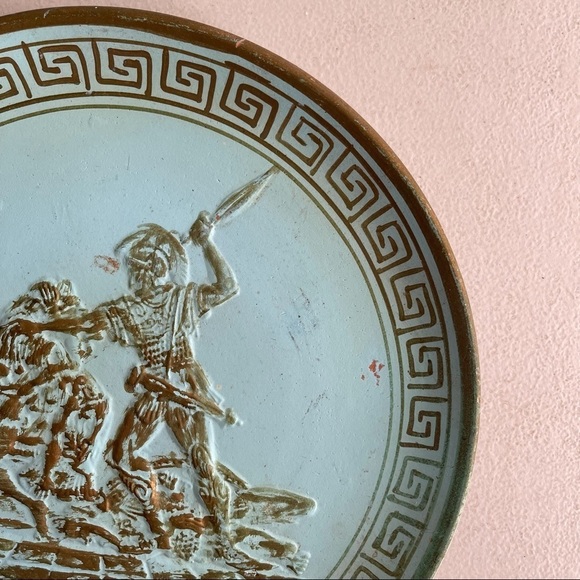 Greek Warrior Handpainted Greece Terra Cotta Pottery Plate Decor Vintage 1960’s - Picture 5 of 7